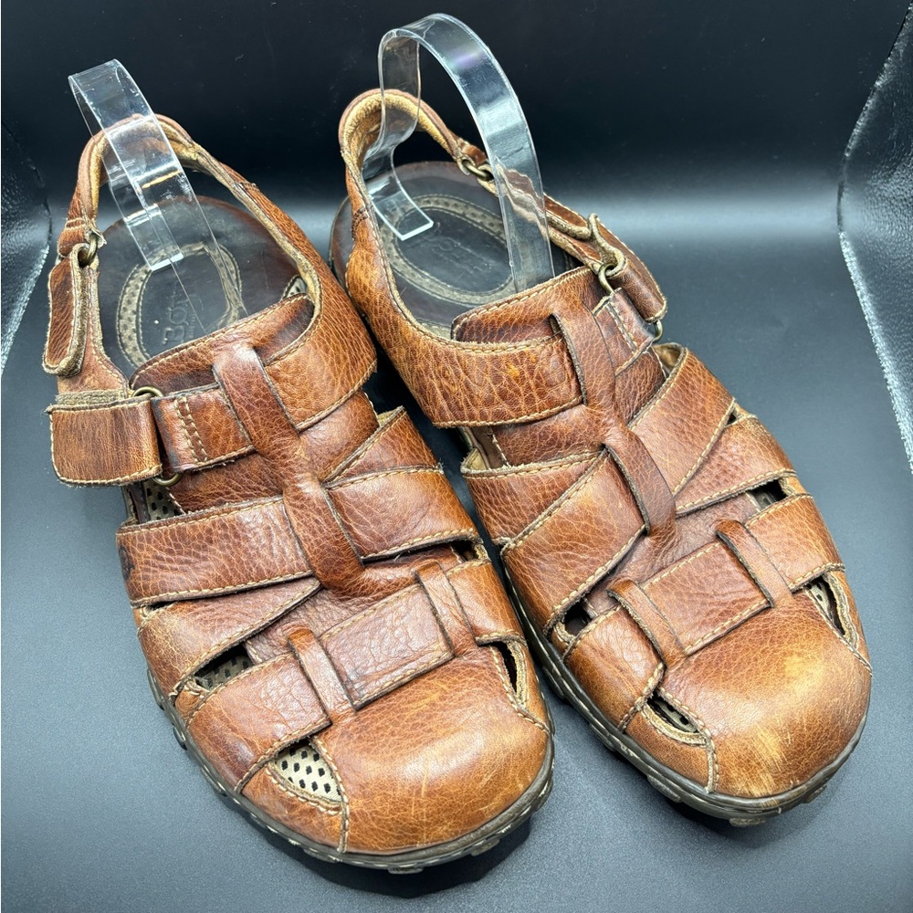 Born Handcrafted Brown Leather Fisherman Sandals Men’s SZ 11 Closed Toe Comfort